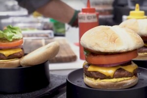 Burger bez mesa, a krvari - predstavljanje u središtu Zagreba