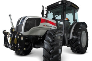 Traktor Carraro Agritalia Agricube široki vinogradarski