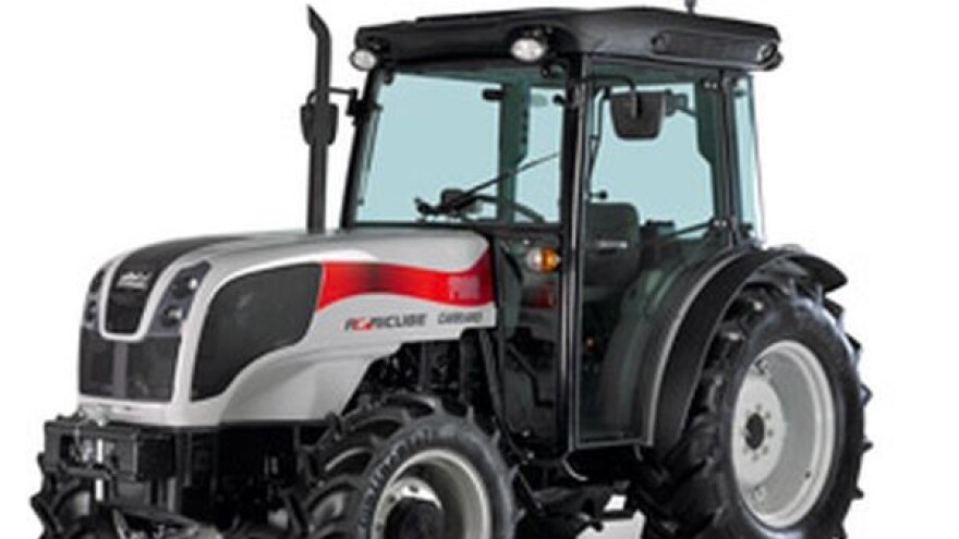 Traktor Carraro Agritalia Agricube vinogradarski