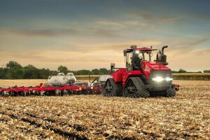 CASE IH na TotY dovodi pametnog Quadtraca 620 i perjanicu serije Vestrum 130 CVXDrive