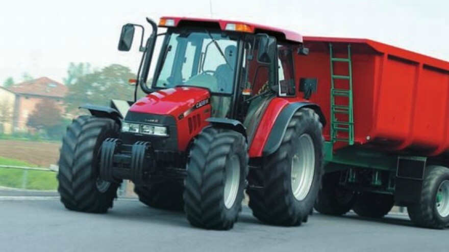 Traktor Case JXU