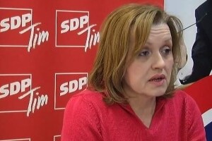 Ista politika, samo druga boja?