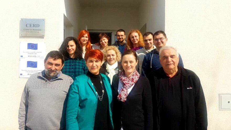 Na posao putuju iz Banjaluke u Krnete - pokrenuli posao povrtnih korpica Domestica koje puni 10 lokalnih žena