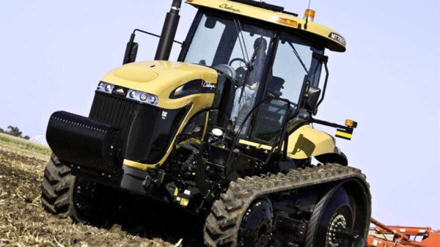 Traktor Challenger MT700C