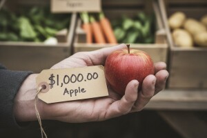 Cijene voća i povrća divljaju