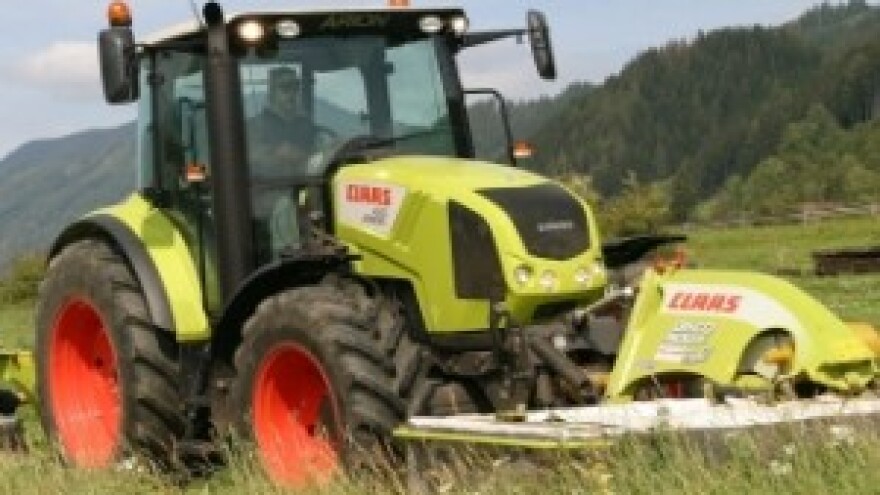 Jedan za sve traktor Arion 400
