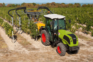 Traktor Claas NEXOS