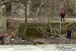 Nabujala Bosna zarobila dva čobanina i 700 ovaca!