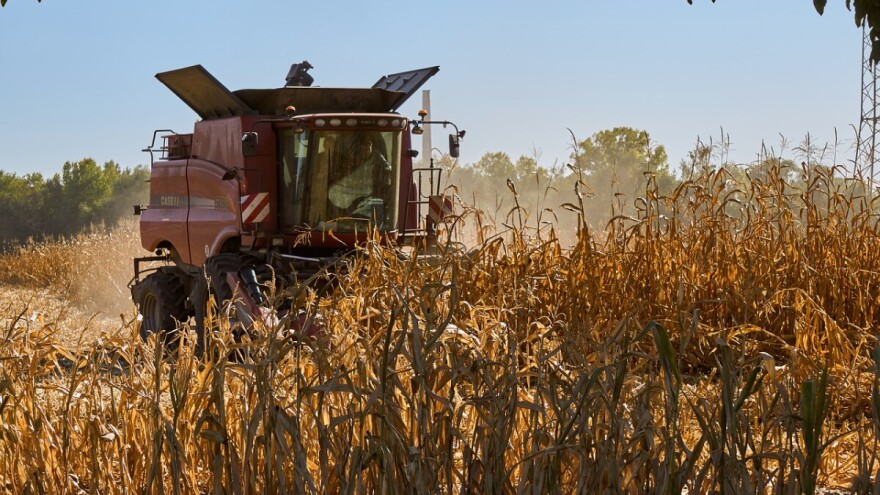 Netko opet ostavlja metalne predmete u polju, oštećen novi kombajn