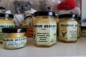 Melemi sa lekovitim biljem Kreativnih Despotovčanki za svaku boljku