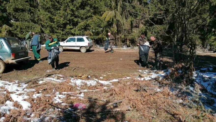 U susret proljeću, odradili veliko čišćenje rijeke, ali i obližnje Kozare