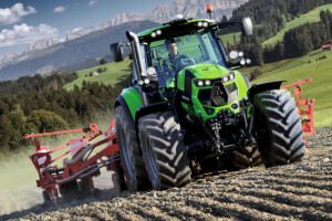 Iskombinirajte Deutz-Fahr po svojoj mjeri!