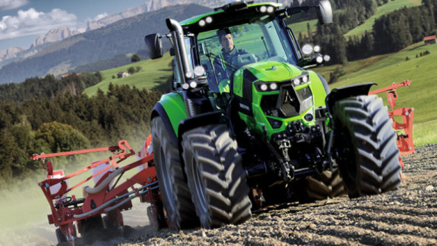 Iskombinirajte Deutz-Fahr po svojoj mjeri!