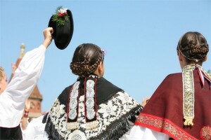 Međunarodna smotra folklora - Đakovački vezovi!