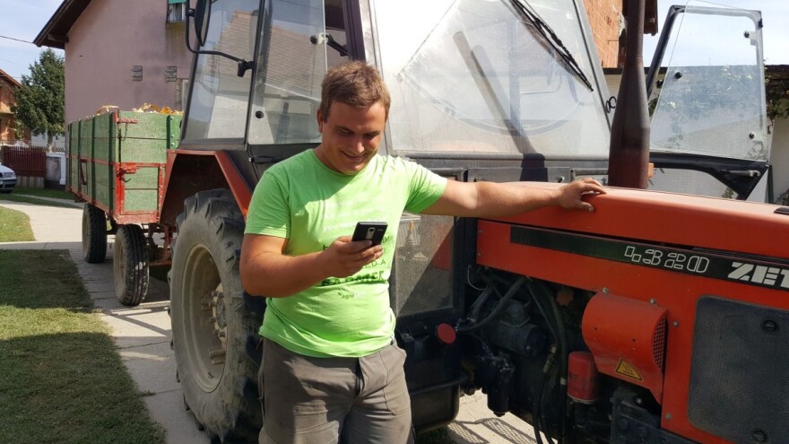 Čitatelji o nama: Volimo ići u korak sa Agroklubovim informacijama i novostima. Samo naprijed i nastavite i dalje ovako. Bolje ne može!