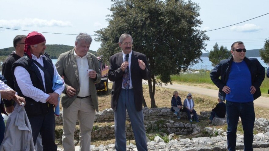 Izlet u stoljetni maslinarski Jurassic park!