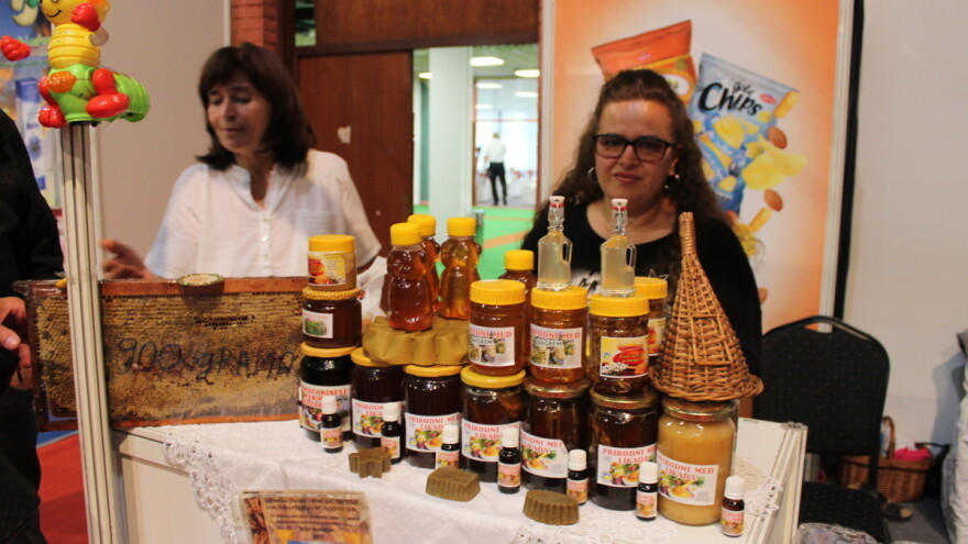 Pčelari stižu na Gradačački sajam - med po povoljnijim cijenama