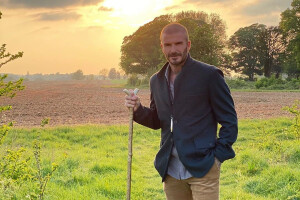 David Beckham u izolaciji izrađuje košnice i planira proizvoditi med