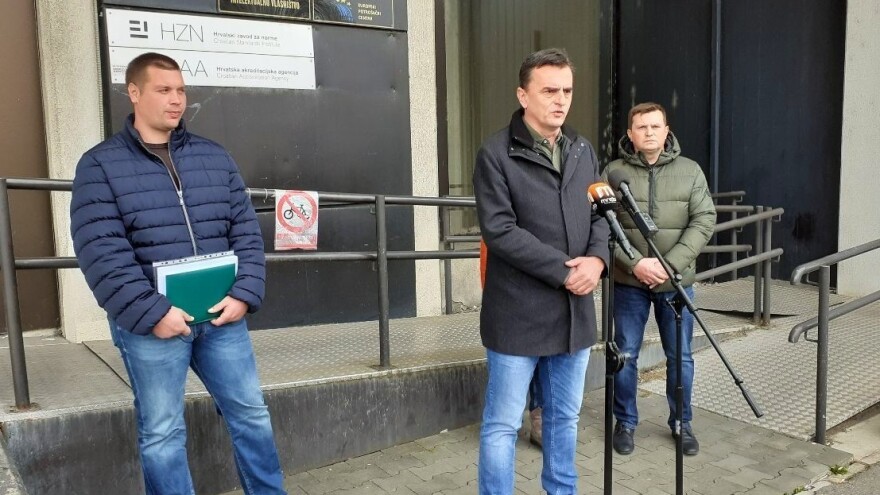 Demokratski HSS: Uvozni lobiji vladaju Hrvatskom, a domaća proizvodnja se uništava