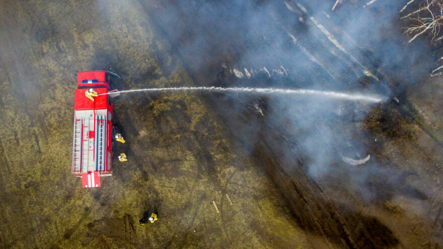 Izbio požar na traktoru kojim je upravljao 73-godišnjak