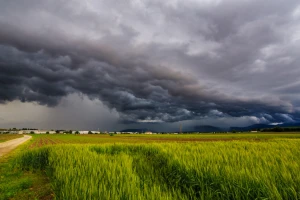 Vremenske nestabilnosti već krenule, lokalno moguć grad