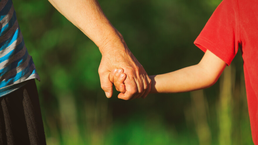 Moja priča: Bako, oni su prodali sve, kuće više nema...