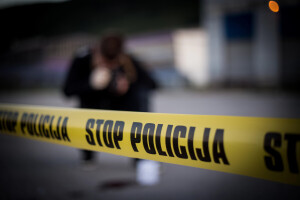 Tragedija: Vozač (50) smrtno stradao u prevrtanju traktora