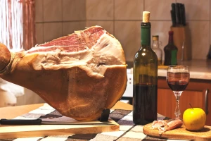Na etiketama alkoholnih pića uskoro zdravstvena upozorenja - a hrana?