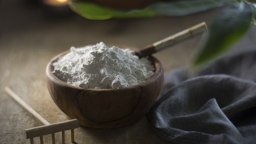 Protiv kruškine buve dobra je i kaolinska glina