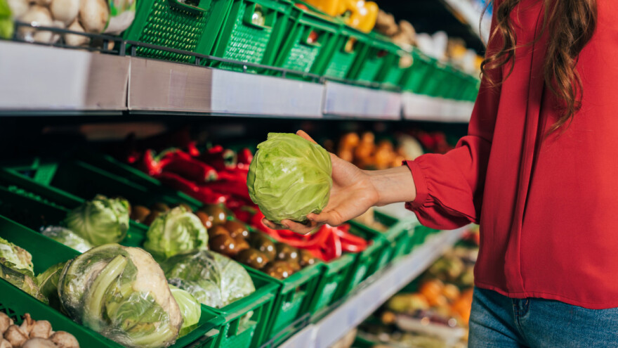 Dok na Zapadu hrana skuplja za 15 odsto, kod nas za 40 - razlozi?