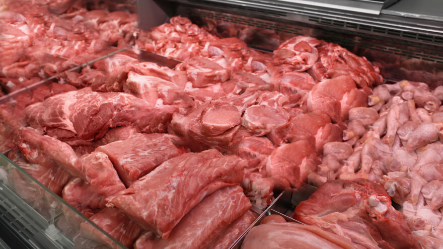 Rast cene teladi i junadi, jagnjad od 370 do 450 din/kg