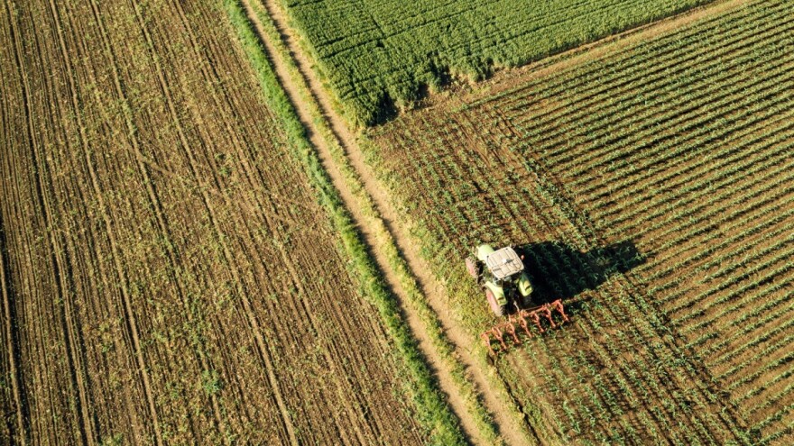 Prnjavorski poljoprivrednici ostaju bez državnog zemljišta?