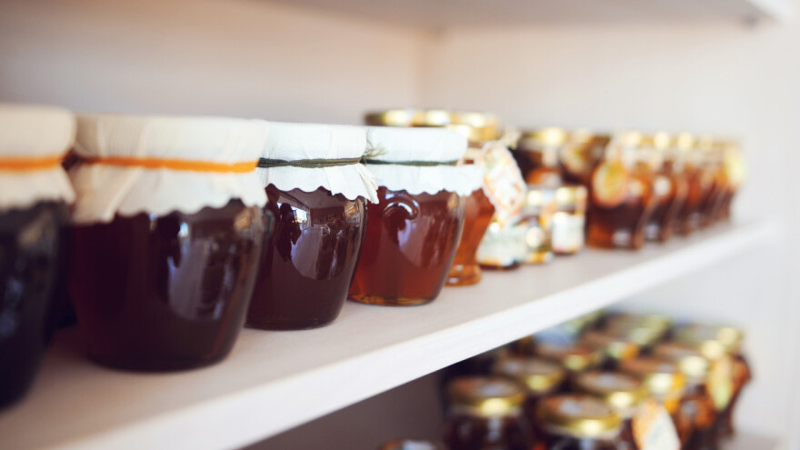 Preko Pogona u Rači pčelarima isplaćeno 58.000 evra za šumski med