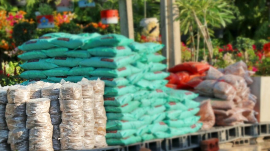 Supstrat za presadnice: Koji je za sjetvu, koji za pikiranje? Kako ga napraviti?