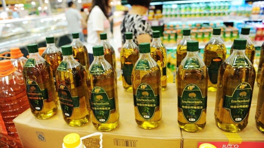 Uhapšeni zbog lažnog maslinovog ulja - Nemce i Italijane varali godinama