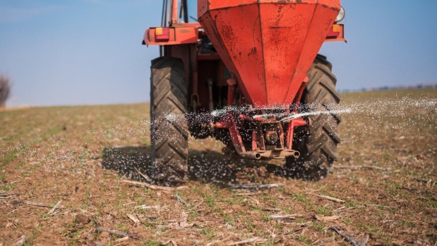 Strašna tragedija: Vozača traktora usmrtio rasipač