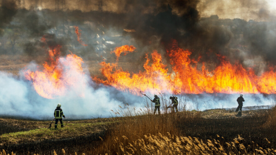 Ne palite biljni otpad, za izazivanje požara propisane su visoke novčane, ali i kazna zatvora