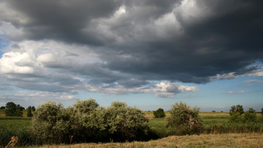 Stiže promjena vremena - pljuskovi i prve pahulje