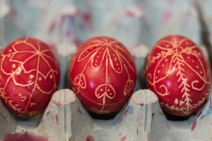 Praznujući Vaskrs poštujemo tradicionalne običaje