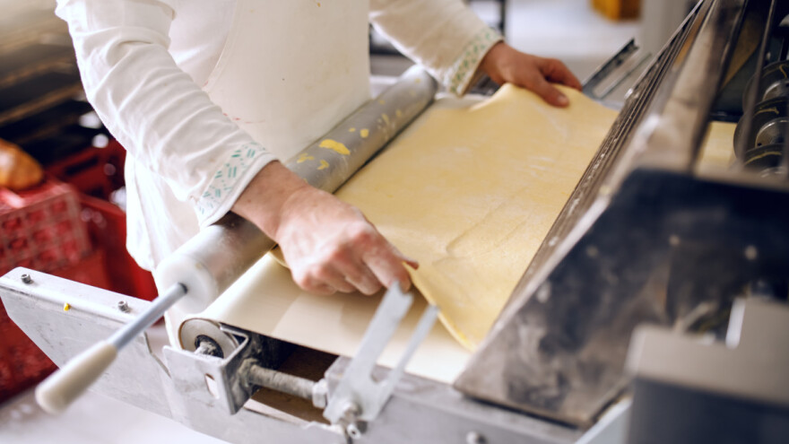 Za sat vremena 120 kg kora - nagrađena mašina na Tesla festu