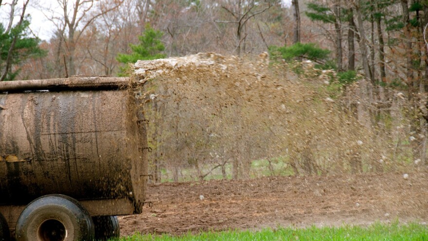 Užas na farmi: Djelatnik ostao bez ekstremiteta, kardan mu zahvatio odjeću