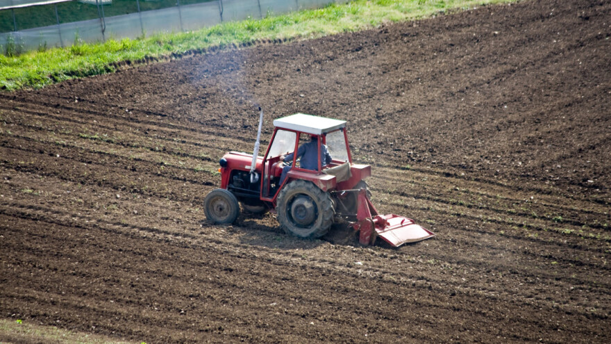 Mala poljoprivredna gospodarstva nestaju zbog velikih tvrtki