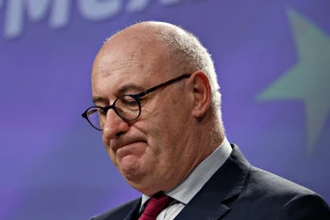 Phil Hogan podnio ostavku - prekršio mjere protiv koronavirusa