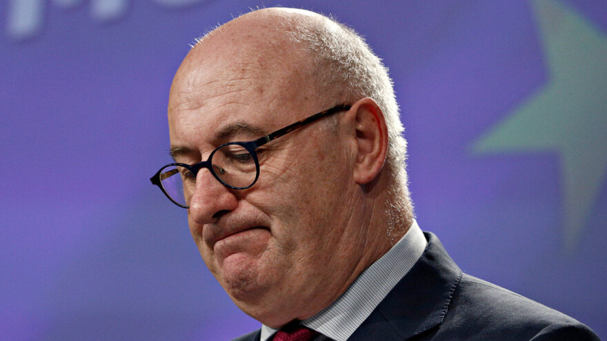 Phil Hogan podnio ostavku - prekršio mjere protiv koronavirusa