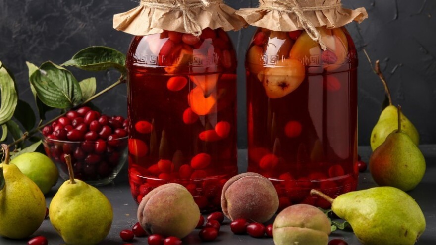 Voće u rumu i voćna turšija - zimnica po starinskom receptu