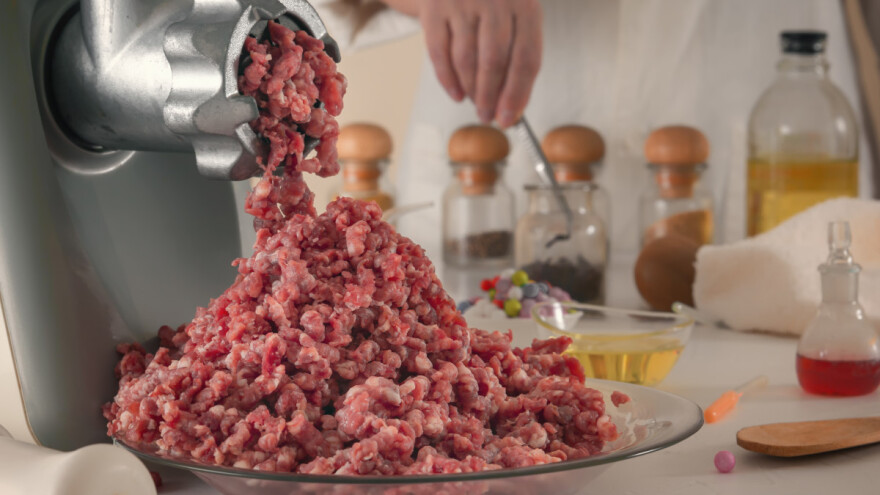 Italija će zabraniti sintetičko meso i drugu umjetnu hranu?