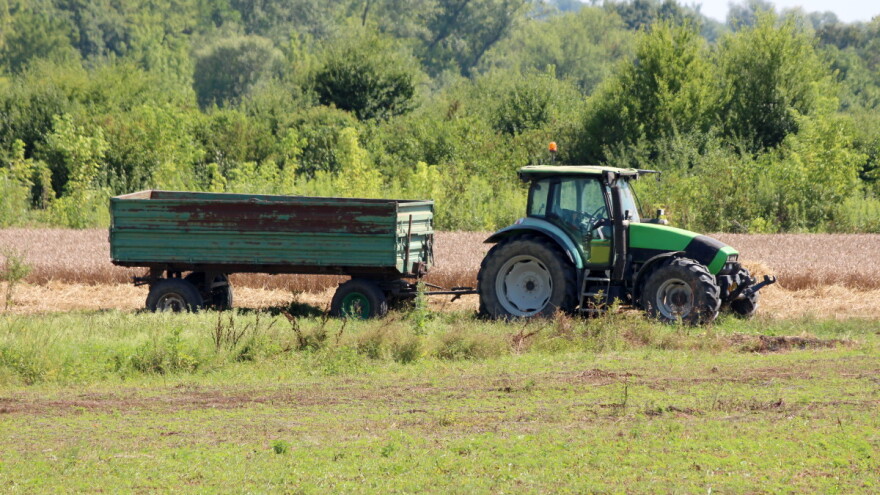 Policijska potjera u Požeštini: Mladić traktorom bježao policiji
