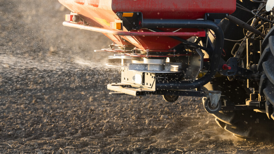 Cijene gnojiva previsoke, poljoprivrednici za sada ništa ne kupuju
