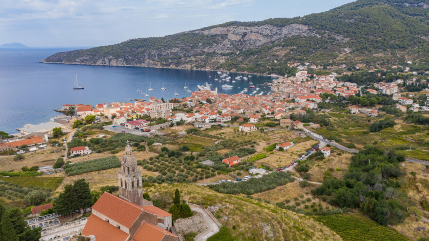 Gradonačelnica Komiže zatražila poništenje odluke o zabrani držanja domaćih životinja