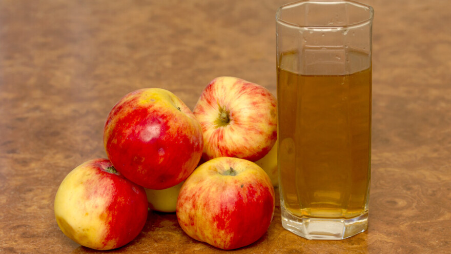 Kako deluje na organizam čaša vode sa dve kašike meda i jabukovog sirćeta?